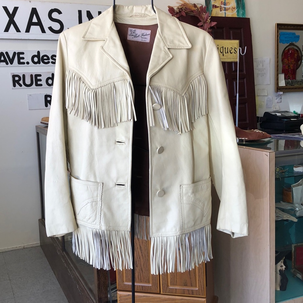 Leather vintage women’s outfit